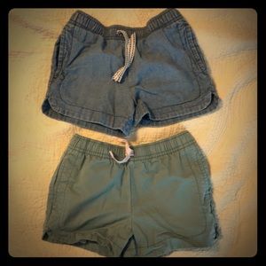 Girls shorts from Carter’s. Size 5.